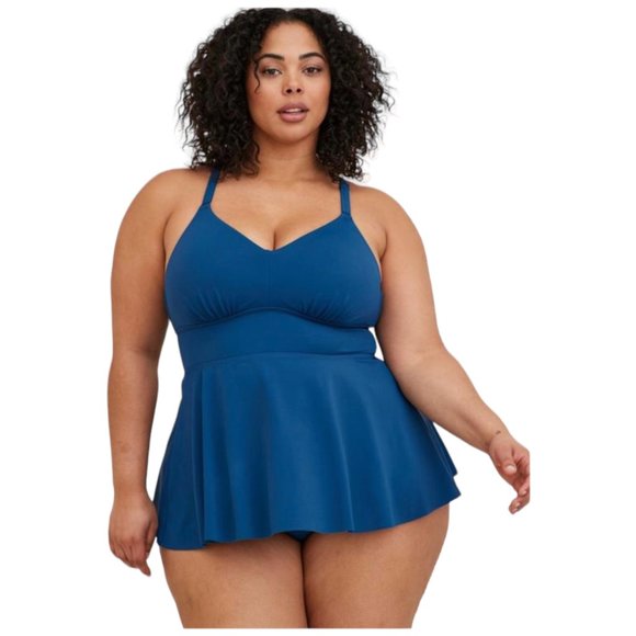 torrid Other - TORRID SWIM Wire-Free Racerback Tankini Blue TOP Size 2-D/DD 2X 18/20 NEW